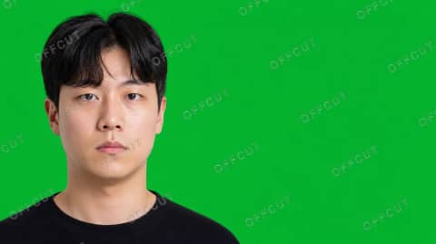 그린스크린 리액션 · 정색하는 남성 (클로즈업)