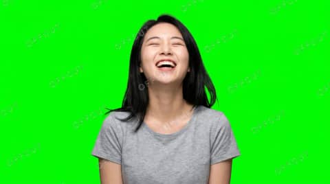 그린스크린 리액션 · 웃음 터진 여성